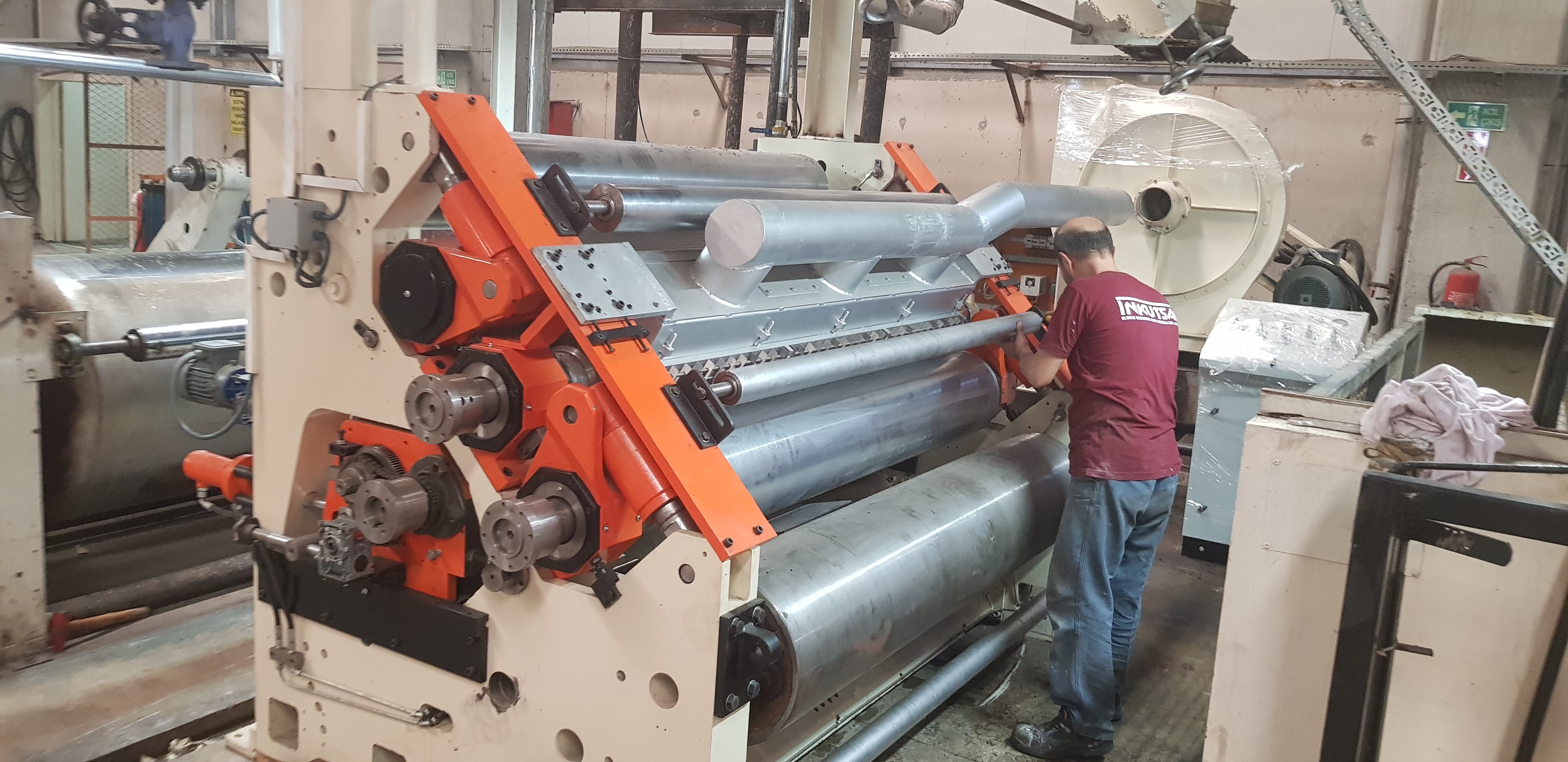 200 mt/dk  Oluklu hat yenileme çalışmalarımız son hızıyla devam etmektedir.